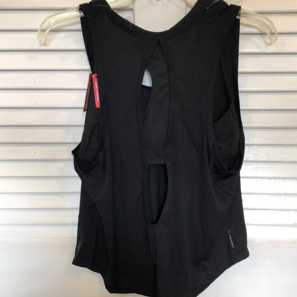NWT The North Face Motivation 2 in 1 tank - Picture 2 of 3